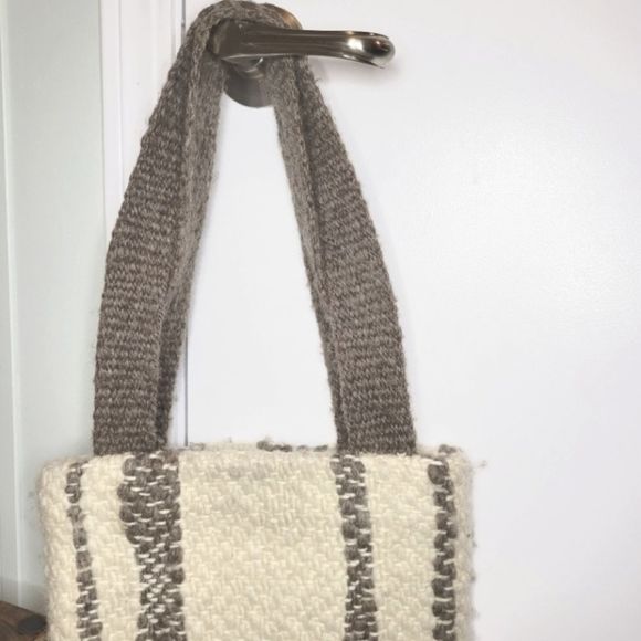 Wool Knit Tote Bag w/cargo Liner - Picture 7 of 9